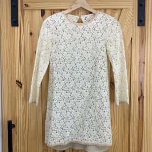 French Connection 3/4 sleeved lacey dress